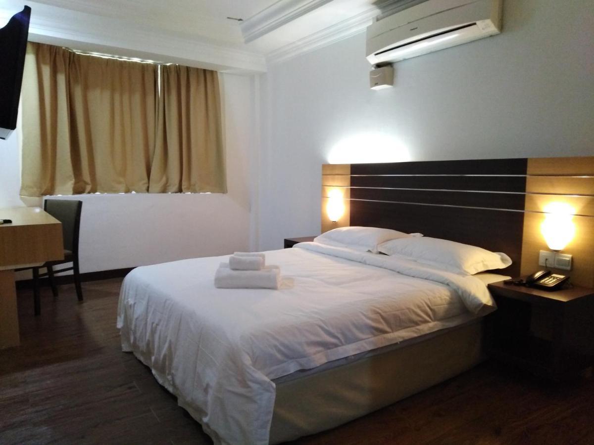 Sara Hotel Labuan Eksteriør bilde
